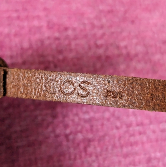 COS thin silver leather belt - Picture 2 of 2